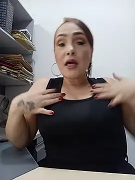 Snapshot of Miss_Agatha chatting on 02.27.26 Miss Agatha online show from 02.27.26