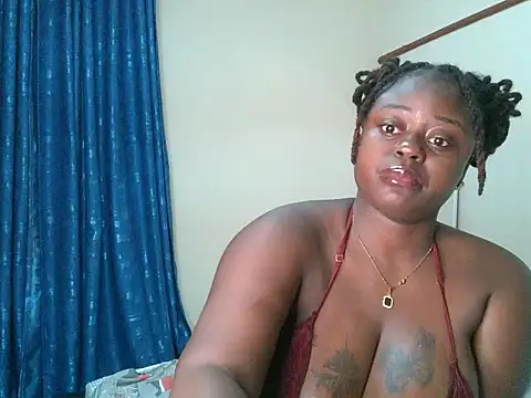 Snapshot of t-QueenSlyy chatting on 04.29.26 t-QueenSlyy online show from 04.29.26