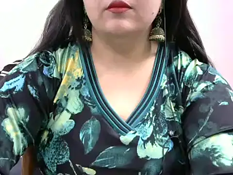 Snapshot of Shruti_139 chatting on 12.20.24 Shruti 139 online show from 12.20.24