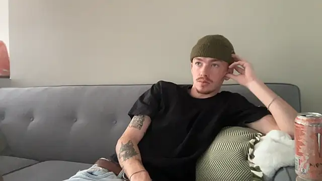 younghungginger online show from 11.16.25