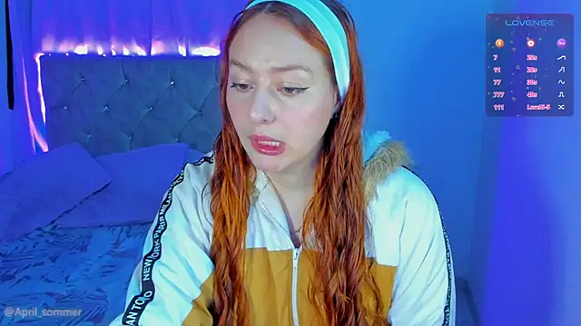 Snapshot of April_sommer1 chatting on 11.22.25 April sommer1 online show from 11.22.25