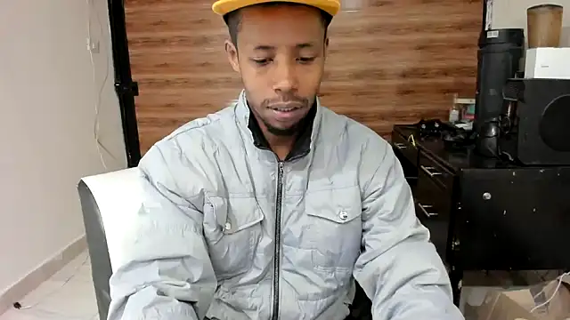 AlejoKhalifa  online show from 01.26.25