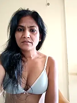 Snapshot of sunita6009 chatting on 10.02.25 sunita6009 online show from 10.02.25