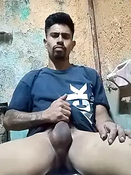 Snapshot of pene_latinoriico chatting on 01.17.25 pene latinoriico online show from 01.17.25