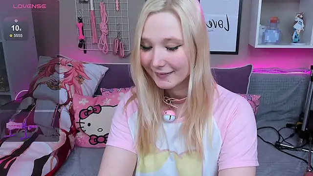 MeowkaKitty online show from 03.18.25