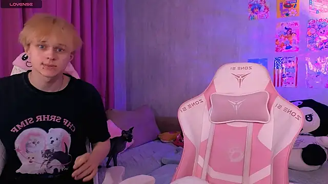 Britney Lynch online show from 03.09.26