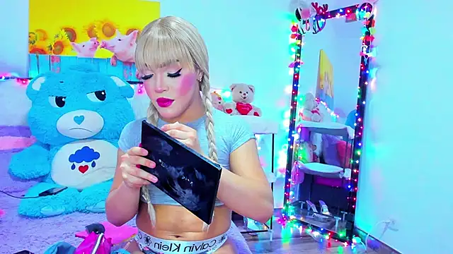 Candy Candy   online show from 02.06.26