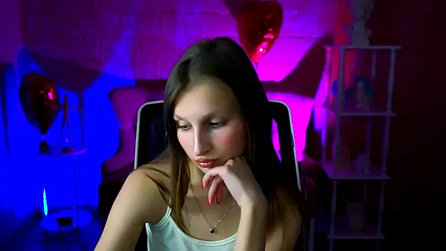 EllaHorton online show from 03.05.25