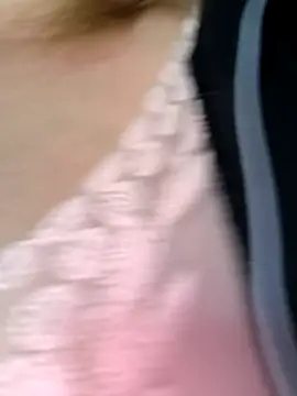 Snapshot of jusichka chatting on 10.28.25 jusichka online show from 10.28.25