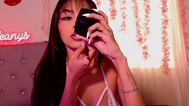 Alleanys Cristal online show from 09.14.25