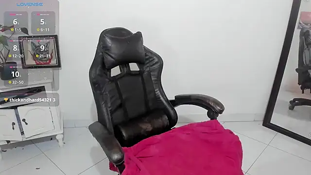 kat apple online show from 12.21.25