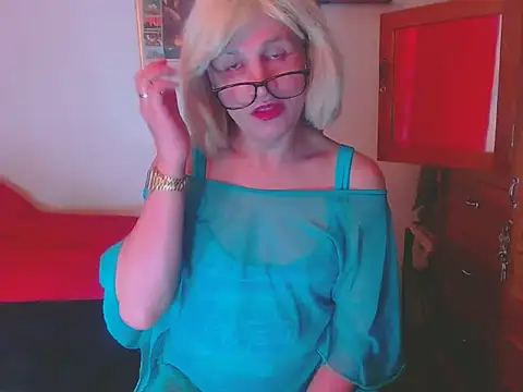 LorenJade online show from 12.02.25