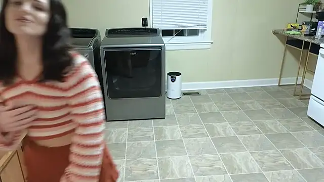 sexylilly69 online show from 10.27.25