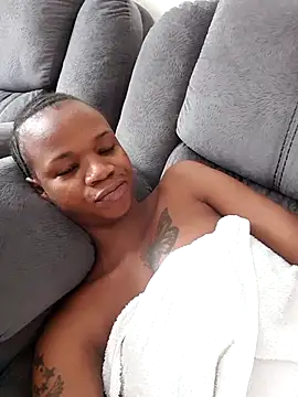 Snapshot of Sexy-Aljan chatting on 02.19.25 Sexy-Aljan online show from 02.19.25