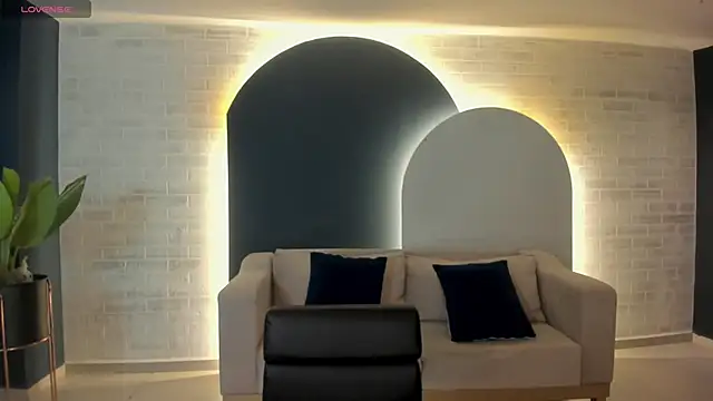 GigiLee  online show from 12.03.24