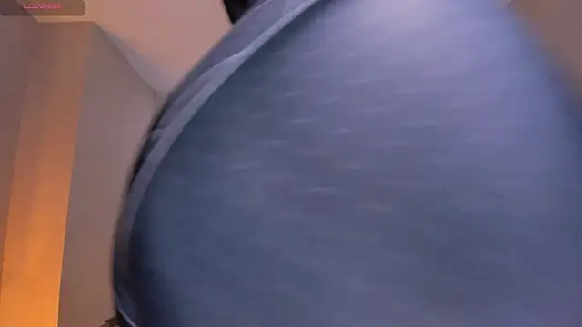 GigiLee  online show from 01.21.25