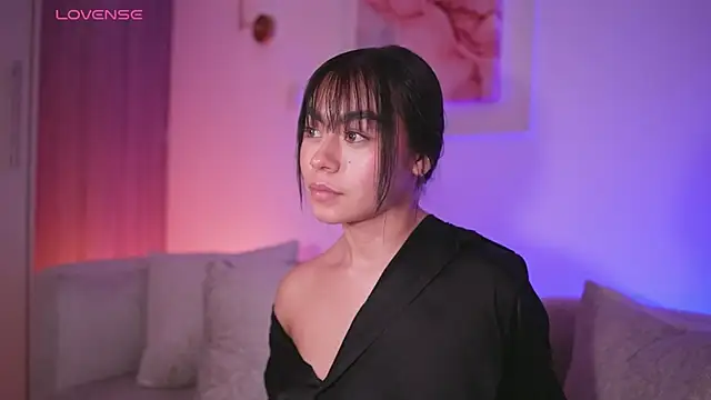 GigiLee  online show from 02.11.25