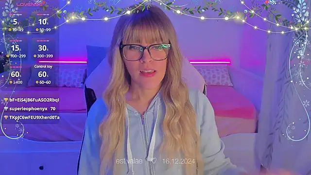 Snapshot of estivalae chatting on 12.16.24 estivalae online show from 12.16.24