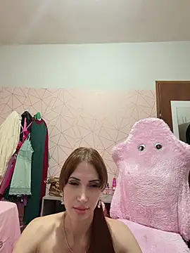 Irresistible24 online show from 02.22.26