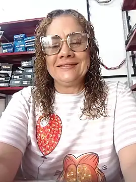 sophiahunt286 online show from 02.14.26