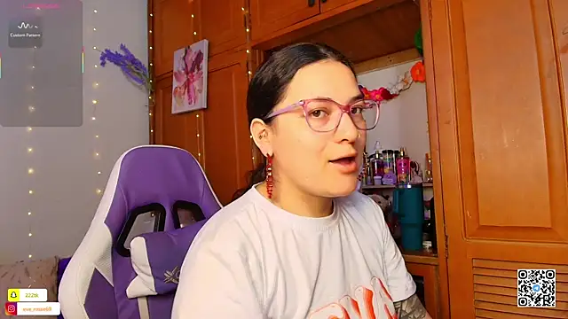 Snapshot of eva_rosse69 chatting on 03.18.26 eva rosse69 online show from 03.18.26