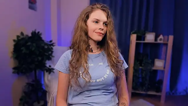 RayaNenlia online show from 02.02.25