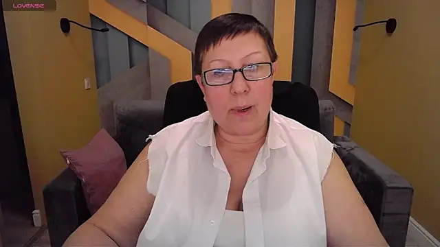 BarbaraTurners online show from 01.20.25