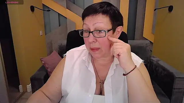 BarbaraTurners online show from 01.22.25