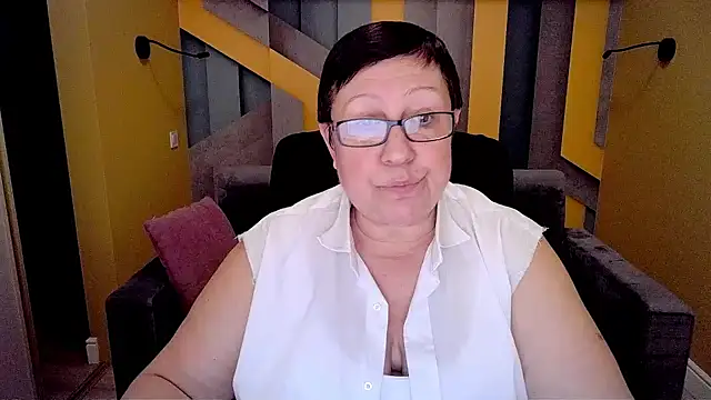 BarbaraTurners online show from 02.15.25