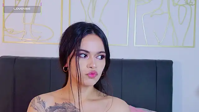 summer holiday online show from 04.05.26