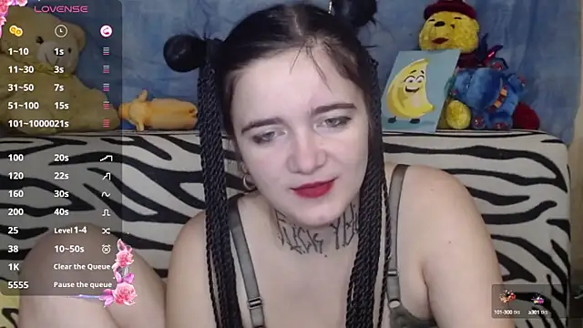 Snapshot of Yours_good_mood chatting on 12.23.24 Yours good mood online show from 12.23.24