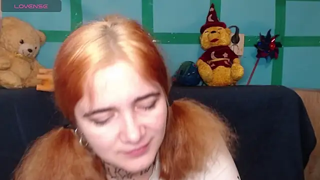 Snapshot of Yours_good_mood chatting on 03.06.25 Yours good mood online show from 03.06.25