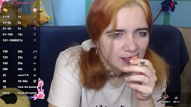 Snapshot of Yours_good_mood chatting on 03.08.25 Yours good mood online show from 03.08.25