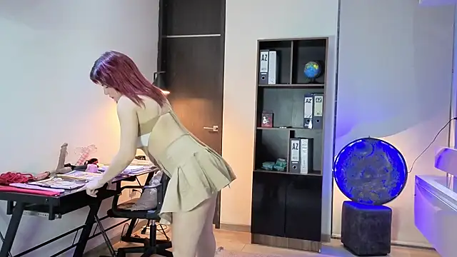 Snapshot of xalicesfantasyx chatting on 11.11.25 xalicesfantasyx online show from 11.11.25