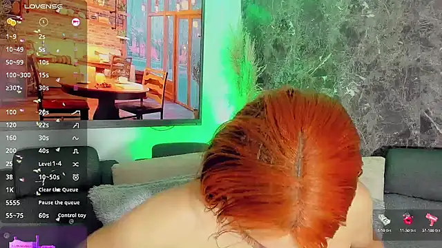 Snapshot of Emmaa_Saenz_ chatting on 01.12.25 Emmaa Saenz online show from 01.12.25