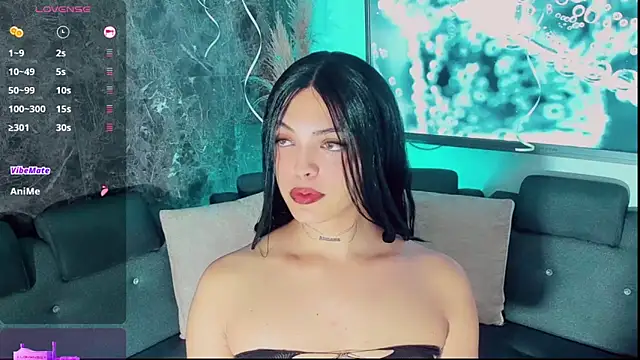 Snapshot of Emmaa_Saenz_ chatting on 09.13.25 Emmaa Saenz online show from 09.13.25