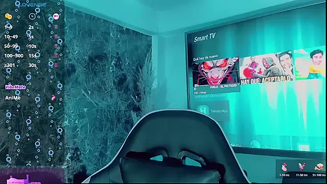 Snapshot of Emmaa_Saenz_ chatting on 11.20.25 Emmaa Saenz online show from 11.20.25