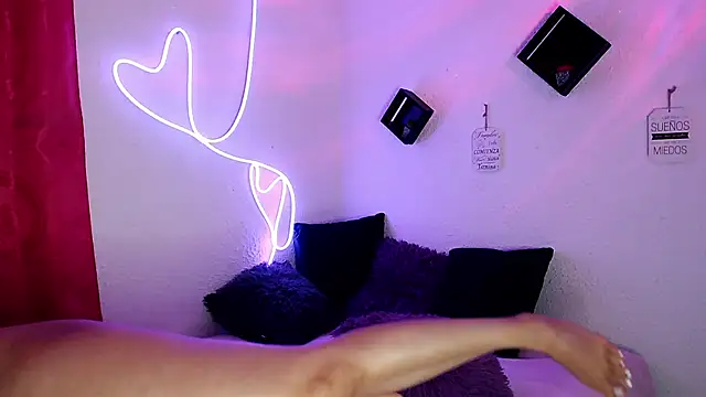 Snapshot of agatha_lovee chatting on 03.07.25 agatha lovee online show from 03.07.25