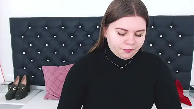 Snapshot of AbbyPleasure chatting on 02.12.25 AbbyPleasure online show from 02.12.25