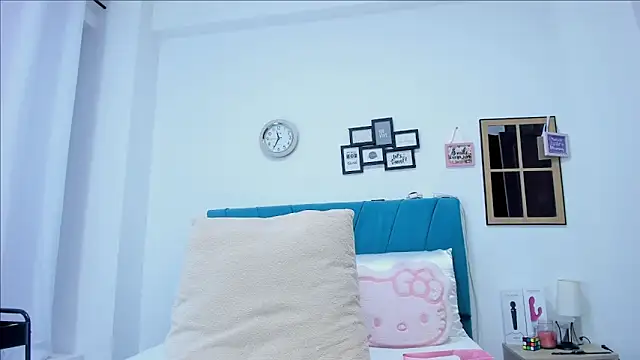 Snapshot of kamila_lopez chatting on 02.27.26 kamila lopez online show from 02.27.26