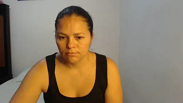 Snapshot of Lolyta_mature1 chatting on 06.10.26 Lolyta mature1 online show from 06.10.26