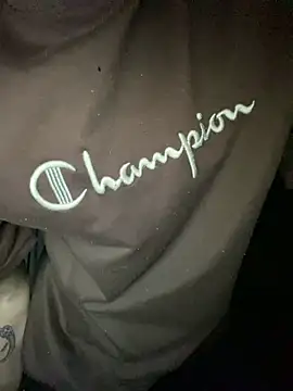 oguuxum online show from 04.05.26