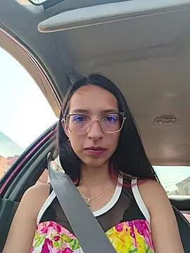 Katalleya jyj online show from 12.15.25