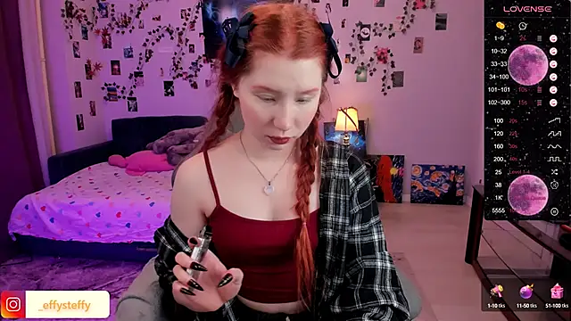 CallMeEffy1 online show from 02.21.25