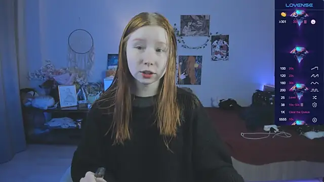 CallMeEffy1 online show from 12.21.25