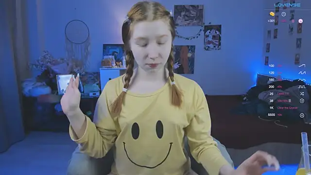 CallMeEffy1 online show from 01.13.26