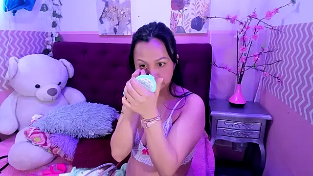 candysmitxxx online show from 10.28.25