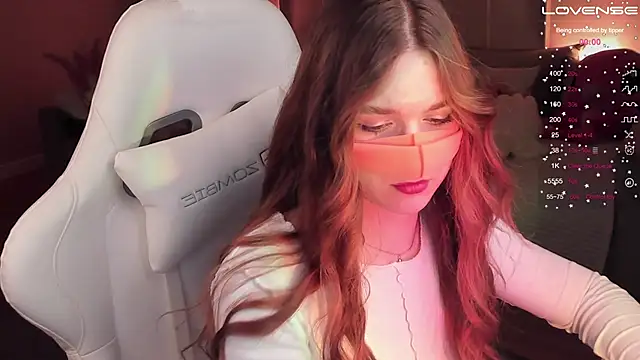 Frau Lina online show from 12.13.24