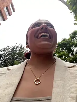 veronicaxx69 online show from 12.31.24