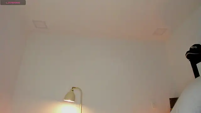 Curlblue online show from 12.18.25